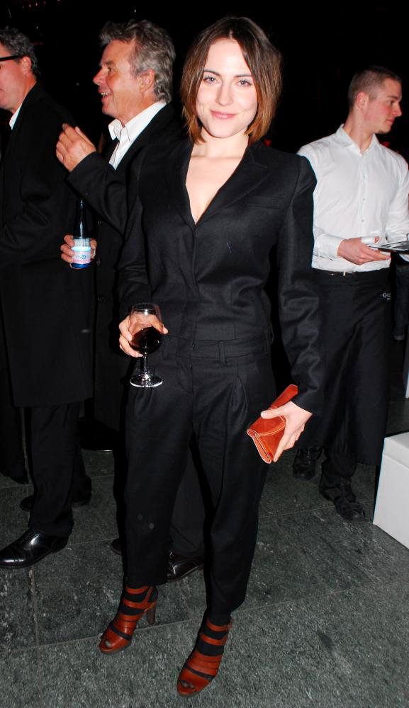 Antje Traue