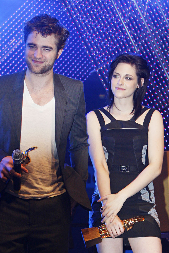Robert Pattinson, Kristen Stewart