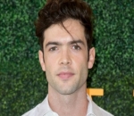 'Star Trek: Discovery' Casts Ethan Peck as Spock