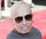 Verne Troyer Took Own Life With Alcohol Intoxication, Coroner Concludes