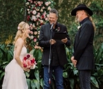 Trace Adkins Marries Victoria Pratt in Ceremony Officiated by Blake Shelton