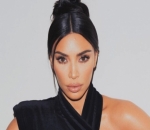 Italian Artist Unveils Graphic Mural of Kim Kardashian Menstruating to 'Break the Taboo'