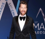 Brett Eldredge Forced to Cancel Chicago Shows After Testing Positive for COVID-19