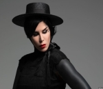 Kat Von D's Home Burglarized by Bathroom-Seeking Home Intruder
