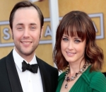 Vincent Kartheiser Files for Divorce From Alexis Bledel