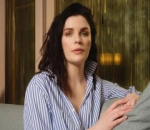 Aisling Bea Announces Pregnancy After Hilarious Bump Debut