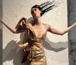 Coco Rocha Stuns with Quirky Mid-Air Modeling at Paris Fashion Week