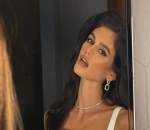 Kaia Gerber Channels Mom Cindy Crawford in Stunning Oscars Outfit Recreation