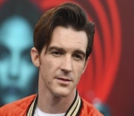 Drake Bell Envisions a 'Curb Your Enthusiasm'-Inspired 'Drake and Josh' Reboot