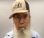 'Duck Dynasty' Star Uncle Si Robertson Rushed to Hospital After Hunting Trip Accident