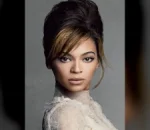 Beyoncé Honors Puerto Rican Heritage with Flag in Super Bowl LX Suite Photos