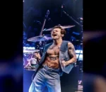 Harry Daniels Sings 'Landslide' to Sinkhole on Sunset Strip in Viral TikTok