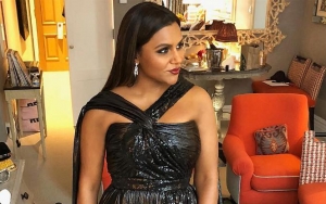 Mindy Kaling Was Sewn Into Her Dress to Avoid Wardrobe Malfunction at 'Ocean's 8' Premiere