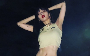 HyunA Takes Her Shirt Off During Sexy Performance - Watch the Video