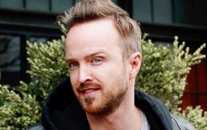 Aaron Paul's Daughter Dressed in Hazmat Suit for 'Breaking Bad' Comic-Con Panel