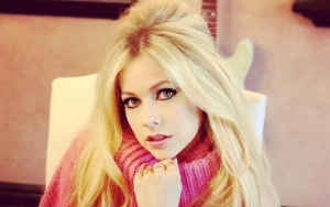 Avril Lavigne Prepares for Storm in Snippet for Comeback Single 'Head Above Water'