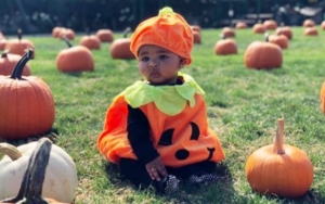 True Thompson Is the Cutest Pumpkin in New Pictures