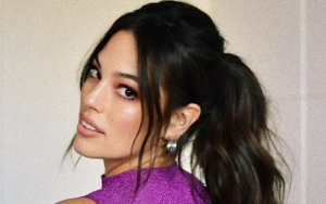 Ashley Graham Tries to Tape Her Boobs Like Cardi B, But Fails - Watch the Hilarious Vid