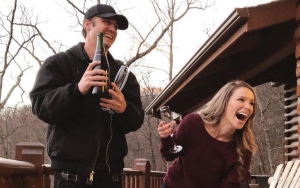 Engaged Seth Ennis Details Proposal Plan in 'Xmas' Song