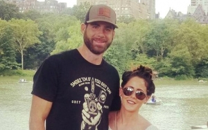 David Eason Spanks Wife Jenelle Evans' Tattooed Butt in Instagram Video: 'Booty!'
