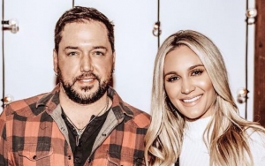 Jason Aldean's Pregnant Wife Bids Emotional Goodbye to Tennessee Manor