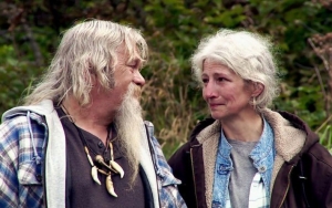 Doctors Weigh In on 'Alaskan Bush People' Star Ami Brown's Fake Cancer Rumors