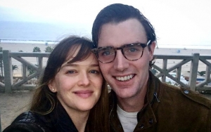 Jess Weixler Shares First Look at Baby Girl
