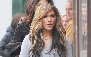 Jennifer Lopez Gets Sneaky at ATM in New 'Hustlers' Set Photos