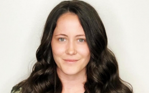 Jenelle Evans All Smiles Despite Being Wheelchair-Bound in First Photo Since Hospitalization