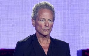 Lindsey Buckingham Returns to Stage for Daughter's High School Graduation
