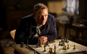 Daniel Craig's Minor Ankle Surgery Won't Affect 'Bond 25' Production