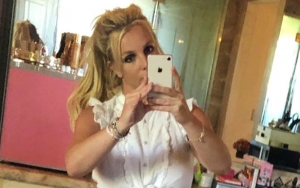 Britney Spears Treats Fans to '...Baby One More Time' Look After Unsuccessful Shopping Trip