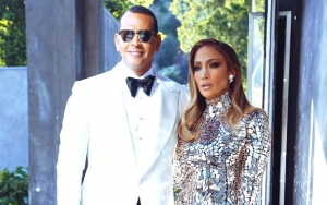 Alex Rodriguez Soothes Crying Jennifer Lopez With Sweet Words After Onstage Blunder