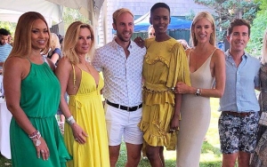 'Ill-Fitted' Ramona Singer Pushes 'RHOP' Gizelle Bryant Out Of Photo-Op - Watch the Video