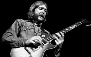 Duane Allman's Layla Guitar Rakes In More Than $1 Million at Auction