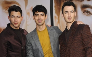 Jonas Brothers Responds to Critically Ill Fan's Invitation With Surprise Hospital Visit