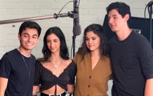 Selena Gomez Puts Out 'Heartbreaking' Chat With Migrant Teens