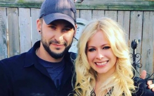 Avril Lavigne Delights Fans With Cousin's Surprise Proposal at Canadian Comeback Concert