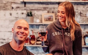 Jana Kramer Says Staying With Her Cheating Husband Is 'Weakening' Her