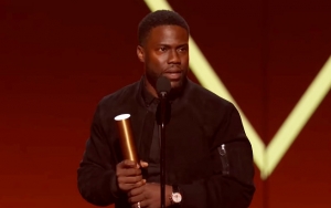 Video: Kevin Hart Gets Standing Ovation on First Official Appearance Since Car Crash at 2019 PCAs