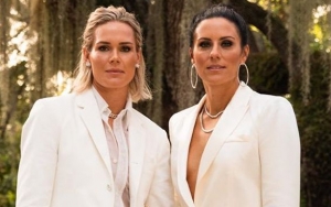 Female Soccer Stars Ali Krieger and Ashlyn Harris Get Married