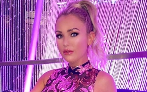 IG Model Kelly Kay Details Being Roughed Up by Security for Trying to Rush Super Bowl Field