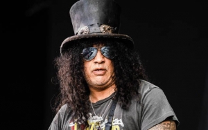 Guns N' Roses' Slash Jokes About Coronavirus in Bizarre Post