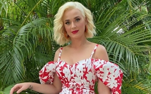 Katy Perry Embraces Her Blackheads in Quarantine Selfie