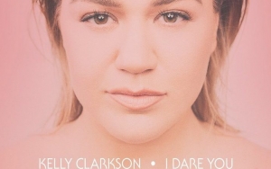 Kelly Clarkson Almost Had 'Brain Aneurysm' as She's Given 4 Days to Record Song in Six Languages