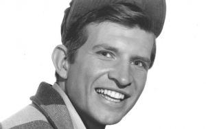 'Green Acres' Star Tom Lester Died From Complications Related to Parkinson's