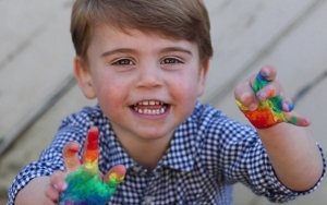 Prince Louis Not Afraid to Get Messy to Make Rainbow Handprint to Honor Covid-19 Medical Workers