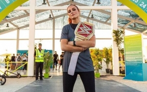 Pregnant WWE Star Becky Lynch Relinquishes Championship Belt to Rival