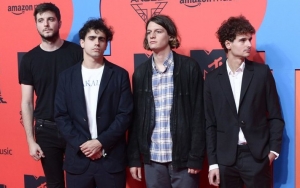 The 1975 Launches Digital Detox Space 'Mindshower'