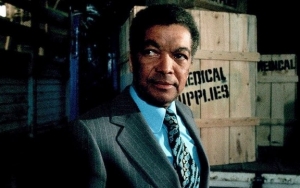 Pioneering Actor Earl Cameron Dies at 102